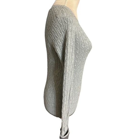 VTG American Eagle Outfitters Womens Sz M Cable Knit V Neck  Gray Sweater Y2K - Picture 6 of 9